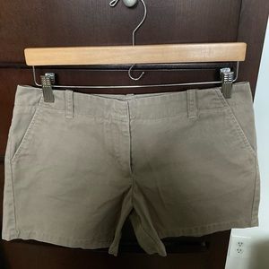 J Crew Olive colored shorts New without Tags Size 6 low fit